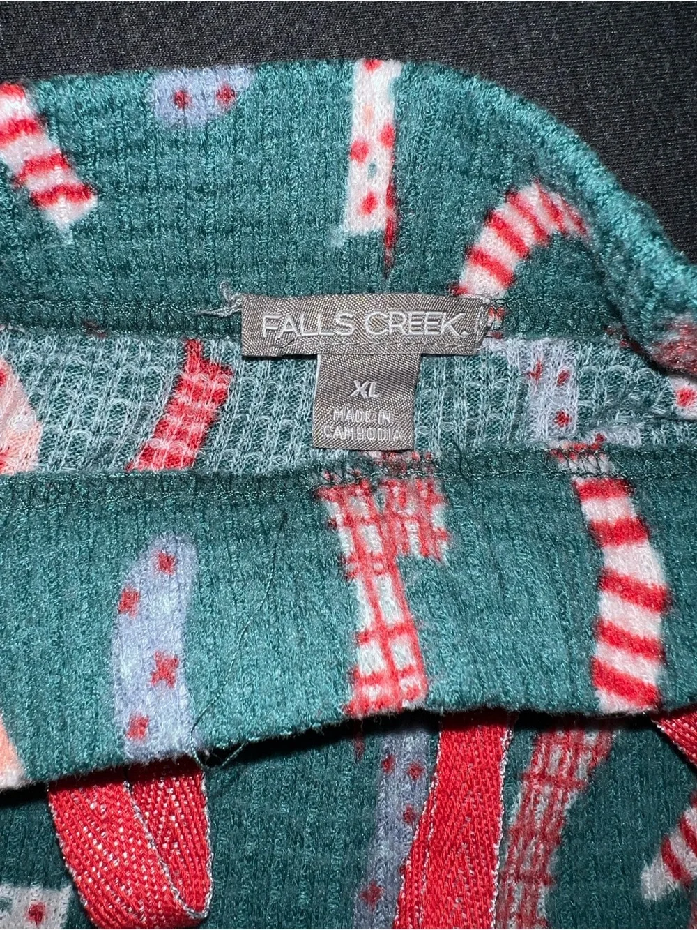 Falls Creek cozy green